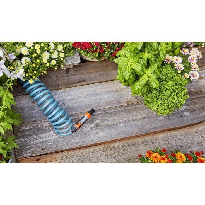 GARDENA Gartenschlauch – Länge 15m – Ø9mm – Bewässerung kleiner Flächen – Komplettset mit Anschlüssen – 5 Jahre Garantie (4648-26)