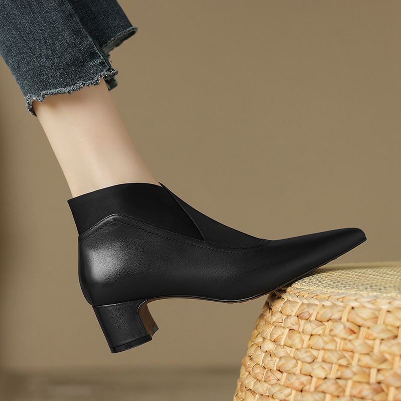 Krazing Pot Cow Leather Sheep Suede Winter Pointed Toe Med Heels Modern Boots Women Slip On Ankle Boots