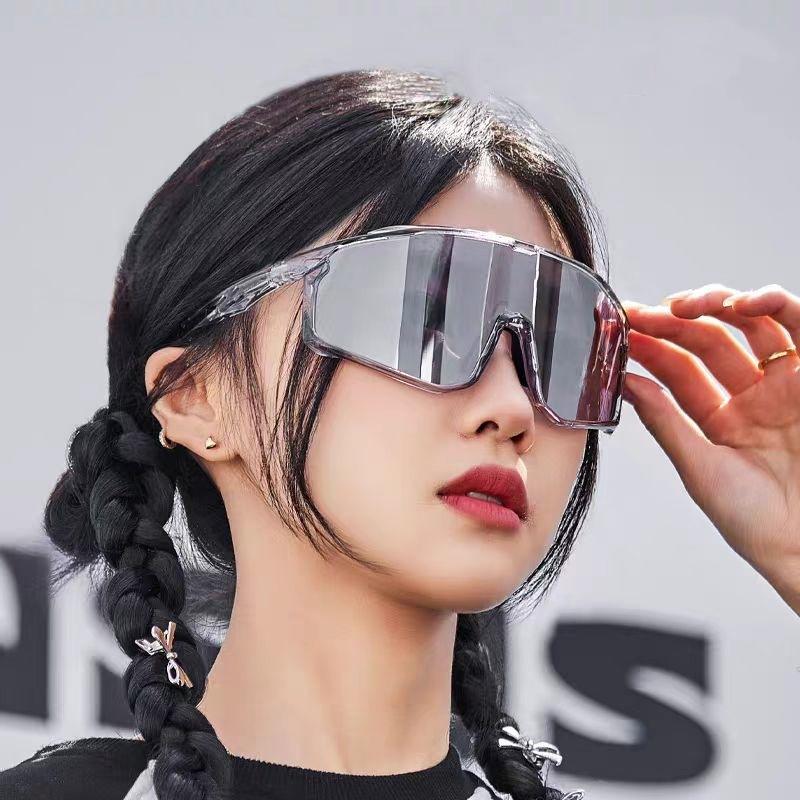 Cycling glasses anti-fog road bike light eye protection day and night windproof goggles for men and women
