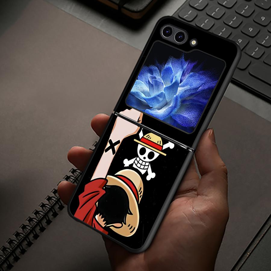 

One Piece D. Жорсткий чохол-кейс для телефону Luffy Roronoa Zoro для Samsung Galaxy ZFlip6 ZFlip7 FE ZFlip5 ZFlip4 Z Flip 7 6 5 4 3 ZFlip3 Galaxy Z Flip4