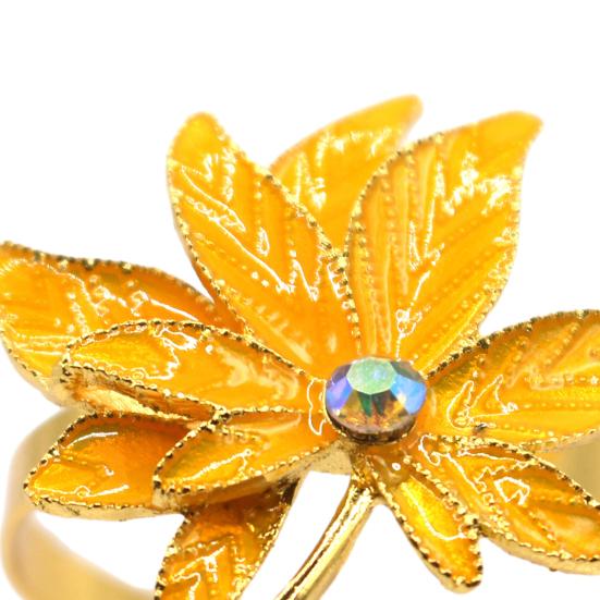 5 Pcs Napkin Rings Maple Leaf Design Napkin Holders Anti-Oxidation Decorative
