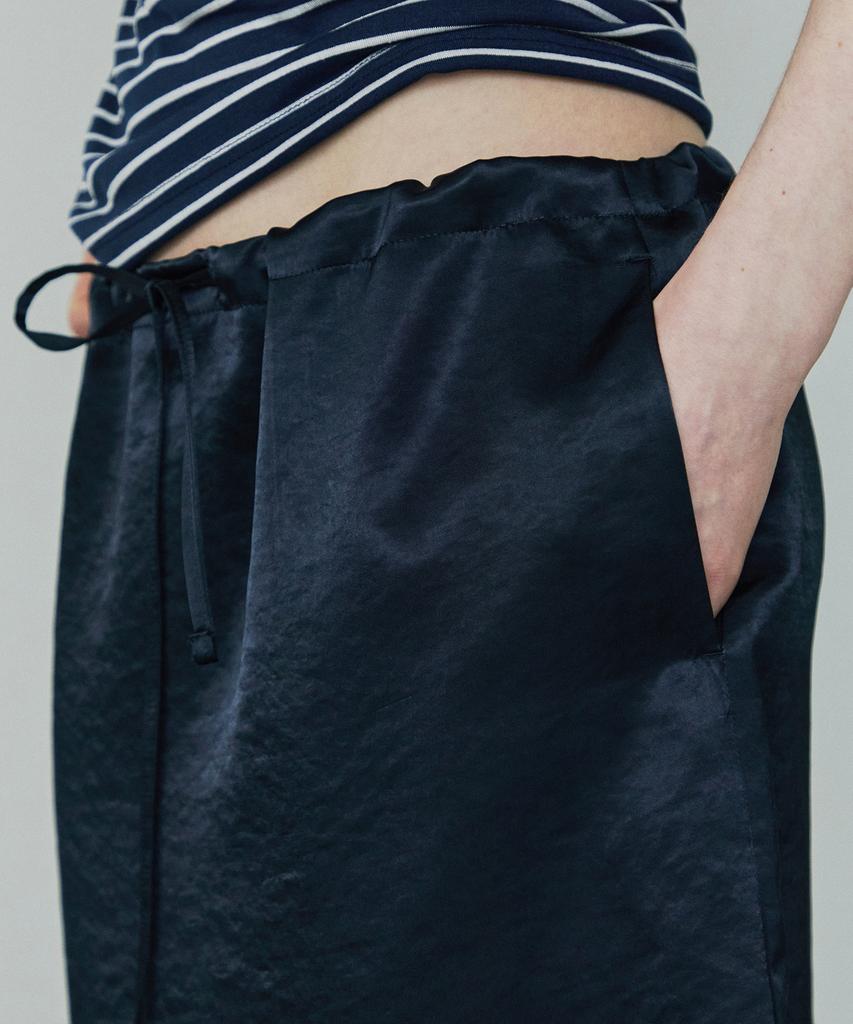 Ihr Satin Midi Skirt / Navy
