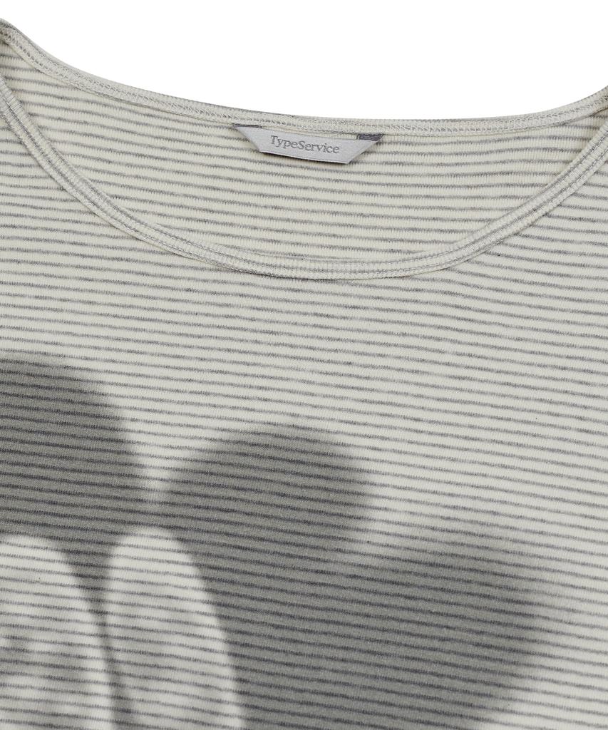 Taibseobiseu Buttoned Airbrush Top [Ivory]