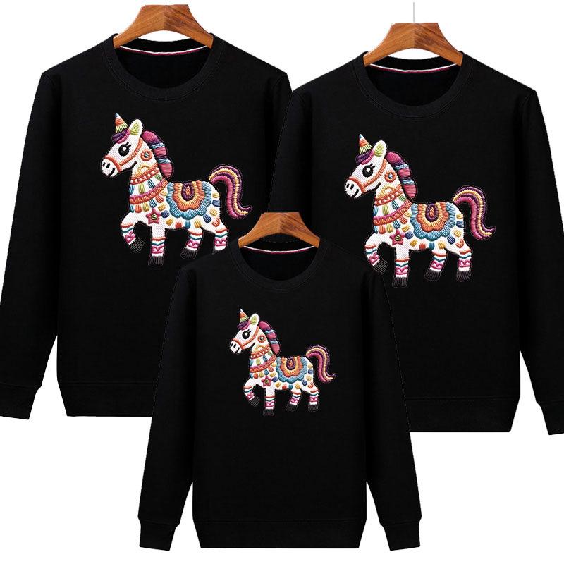 2026 Year of the Horse Red Parent-Child Sweatshirt Set: Family of Three or Four New Year Festive Top