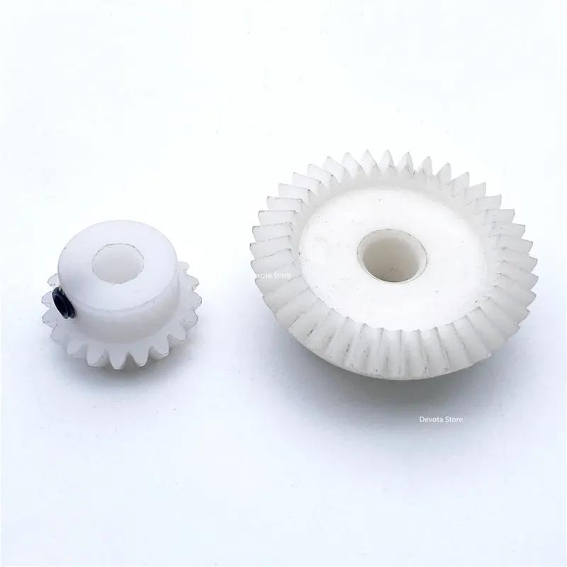 1:2 POM 1M 20T 40T Plastic Nylon Straight Bevel Gear Transmission Small Toy 20 Teeth 6mm 40 Teeth 8mm Parts