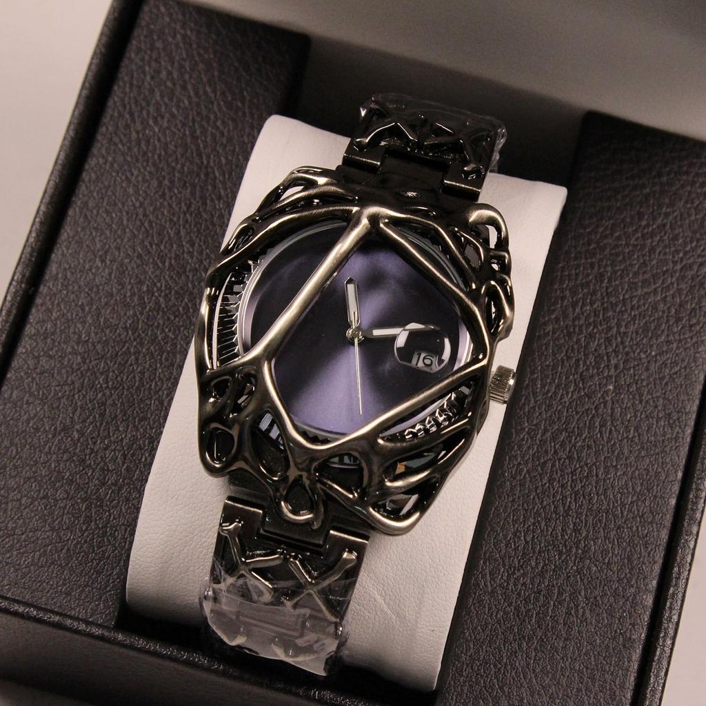 Niche Original Alabaster Style Retro Y2K High-End Men'S Watch Special-Shaped Paw Bead Mesh Watch