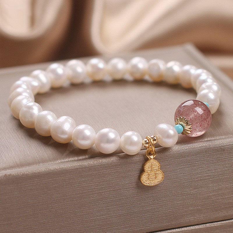 

Freshwater pearl bracelet for women, light luxury vintage design with auspicious gourd charm and strawberry crystal, niche design, gift for a best Pearl5-6mm