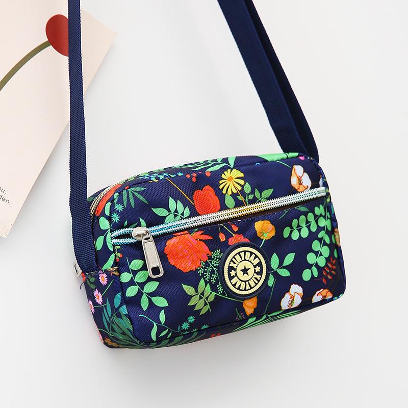 Floral Oxford Cloth Crossbody Bag for Women - Versatile Canvas Bag for Moms and Seniors