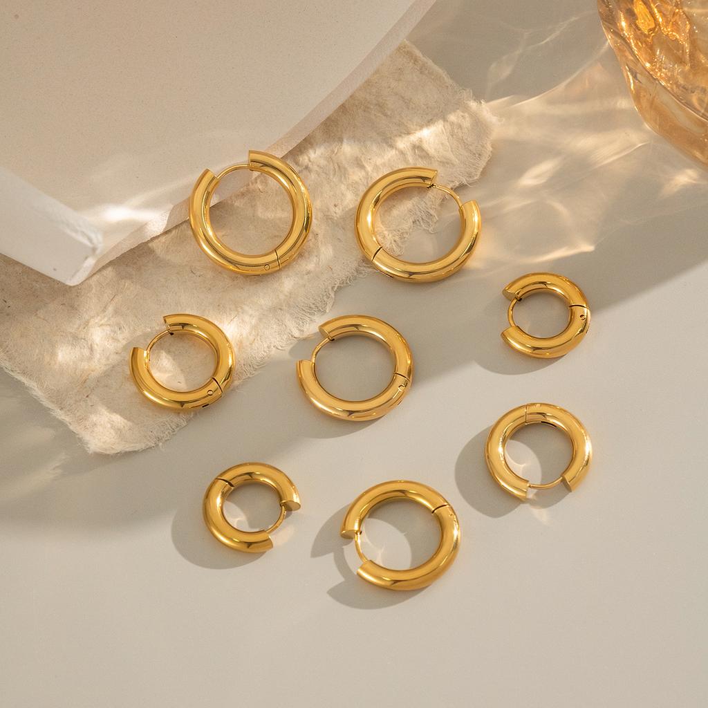 Yori Simple Versatile Classic Stainless Steel Hoop Earrings 18K Gold Plated Autumn Winter Style Waterproof Jewelry Gift