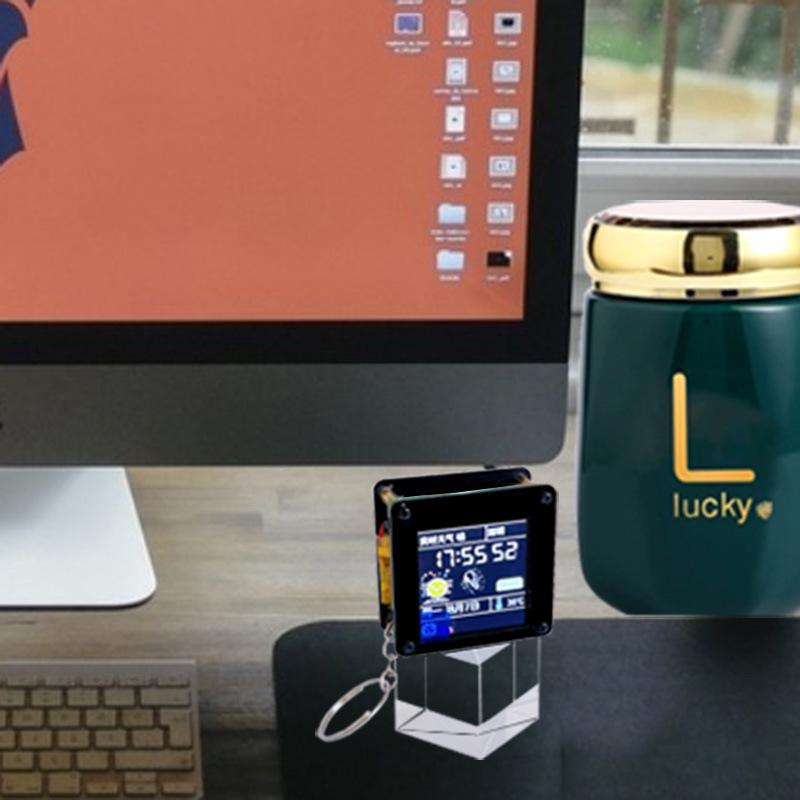 Pandantiv astronaut ESP32-C3 cu afișaj LCD de 1,44 inchi și LVGL, ornament de birou portabil ST7735