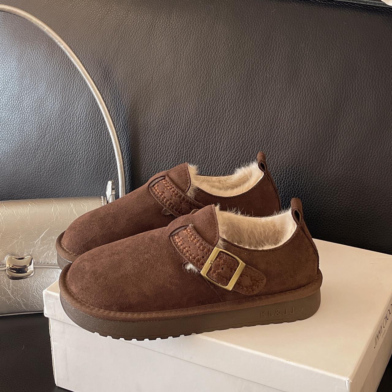 

[Fanfuna] Retro flat-soled cotton shoes for women s 2025 autumn and winter new velvet thickened warm and wear-resistant soft-soled cotton shoes 35