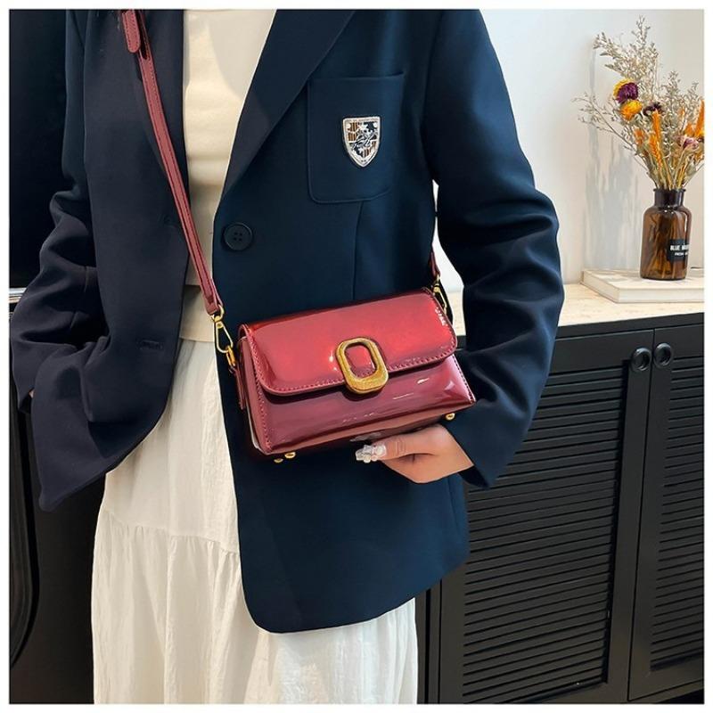 Textured small bag women's spring new simple shoulder high value versatile messenger small square bag