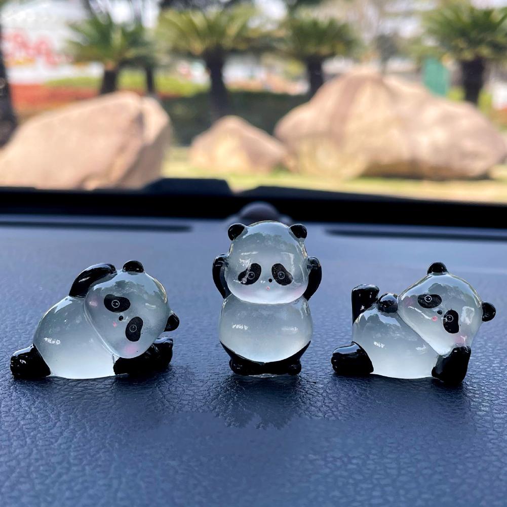 Διακόσμηση Καθρέφτη Αυτοκινήτου Κεντρική Κονσόλα Μικρή Φωτεινή Κούκλα Πάντα Ρητινένιο Στολίδι Αξεσουάρ Εσωτερικού Αυτοκινήτου