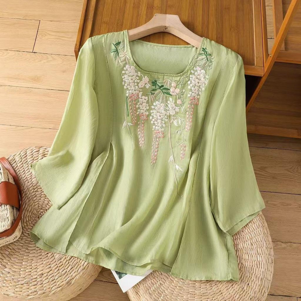 New Vintage Round-Neck Cotton Linen Embroidered Blouse Women 2025 Summer New Loose Temperament Top