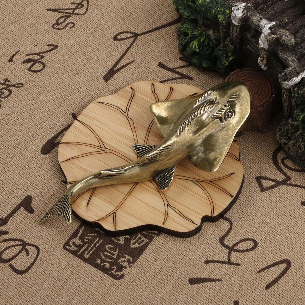 Shark Ray Miniatures Brass Table Pet Decor Multifunctional Sea Animal Sculpture Statue Mini Figurine