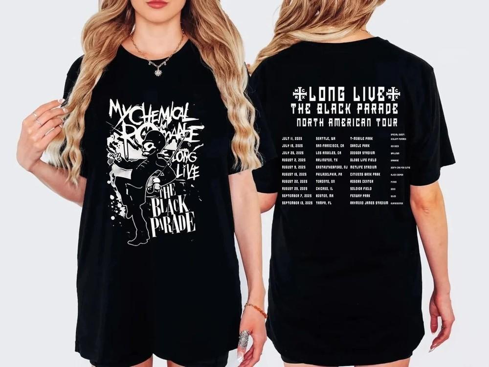 Tour Gothic Parade Inspired Fan Shirt ON TREND Unisex T-Shirt L