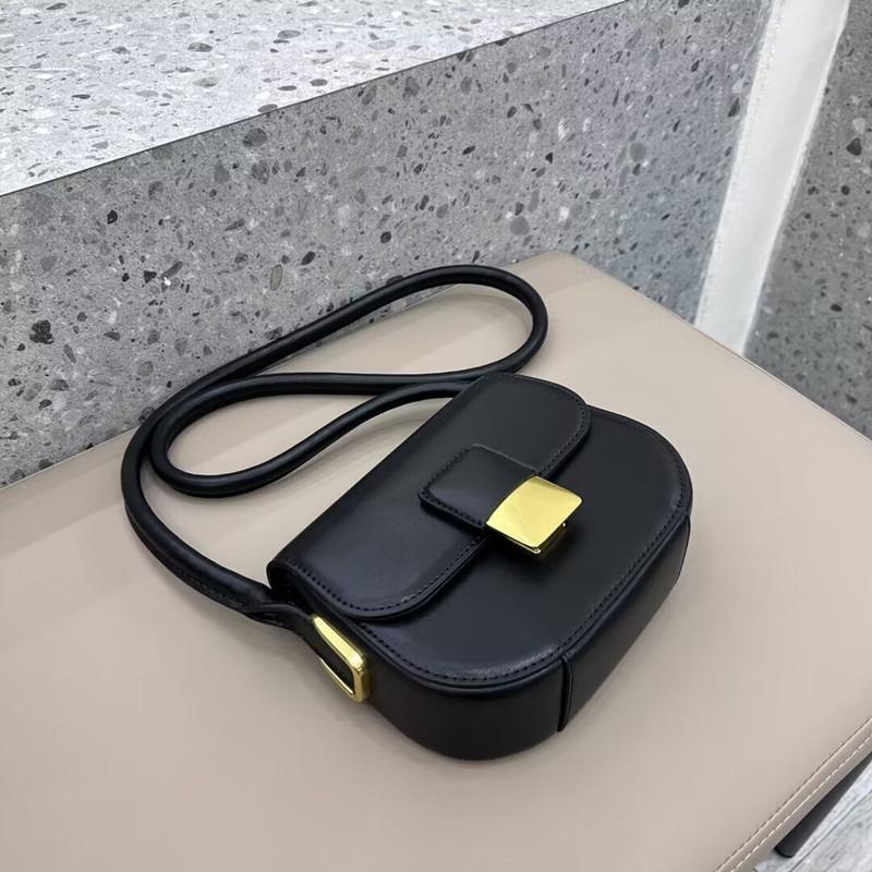 

Летняя новая высококачественная кожаная полукруглая сумка-седло, сумка-подмышка, нишевый дизайн, сумка-мессенджер на одно плечо, женская сумка