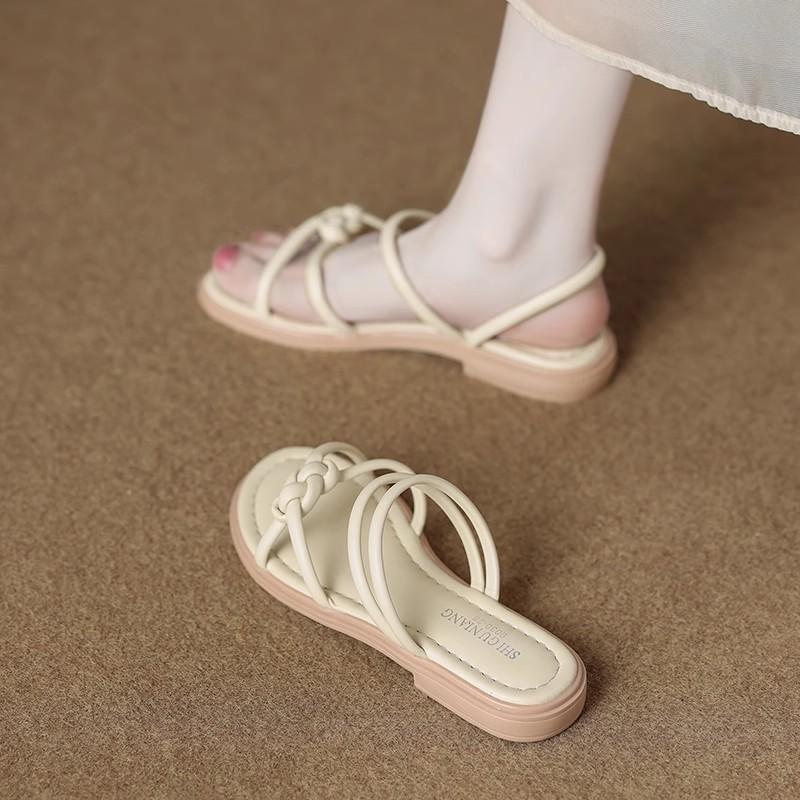 

Wasteland wind beautiful flat-bottomed small sandals women s outer wear 2025 summer two wear two-in-one soft-soled cool slippers 35
