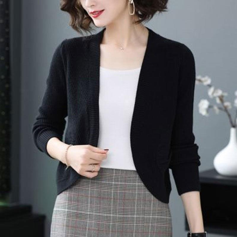 Damen Strickjacke kurz für Frühling und Herbst Neuer Stil für Oberbekleidung und Pulloverjacke