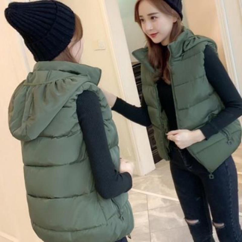 Spot Autumn and Winter Cotton Short Removable Hooded Down Cotton Vest Large Size Jacket