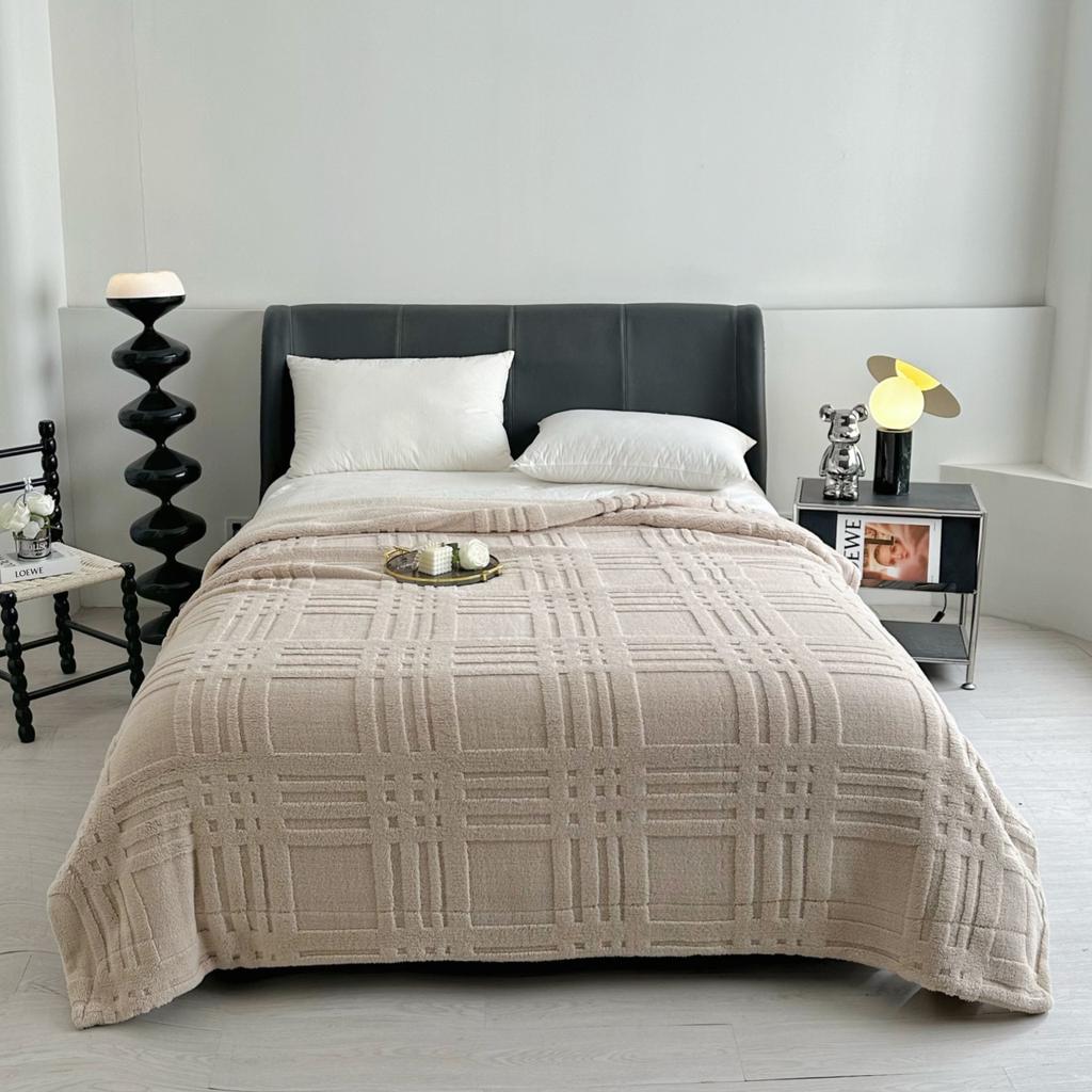 Nine-Grid Double-Layer Blanket Thickened Same Color Lamb Wool Skin-Friendly Comfortable Multi-Functional Leisure Nap Blanket