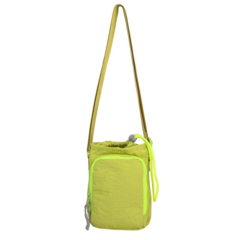 

Unisex Lightweight Water Bottle Crossbody Bag 1