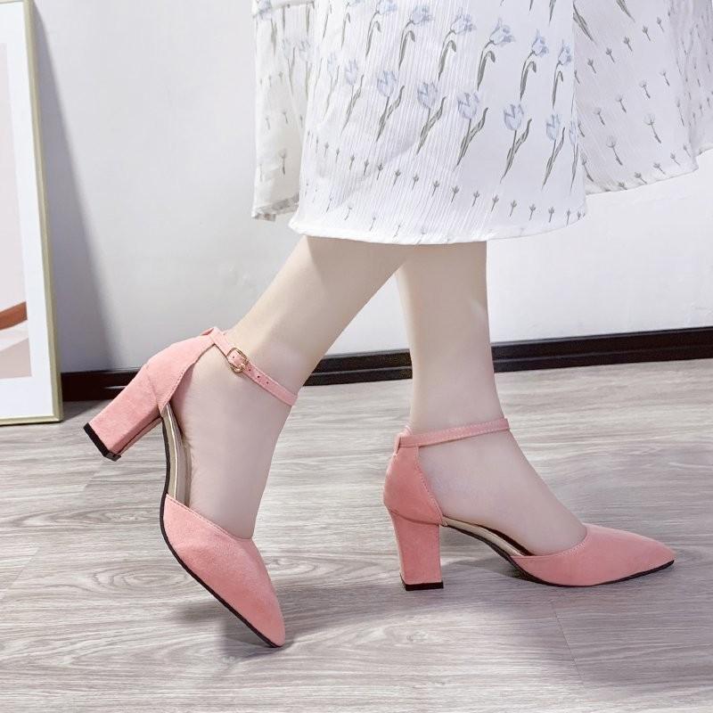 

Женская обувь по акции Роскошные сандалии 2025 Летняя мода Женские сандалии на каблуке с острым носком Удобная и элегантная женская обувь 34 розовый