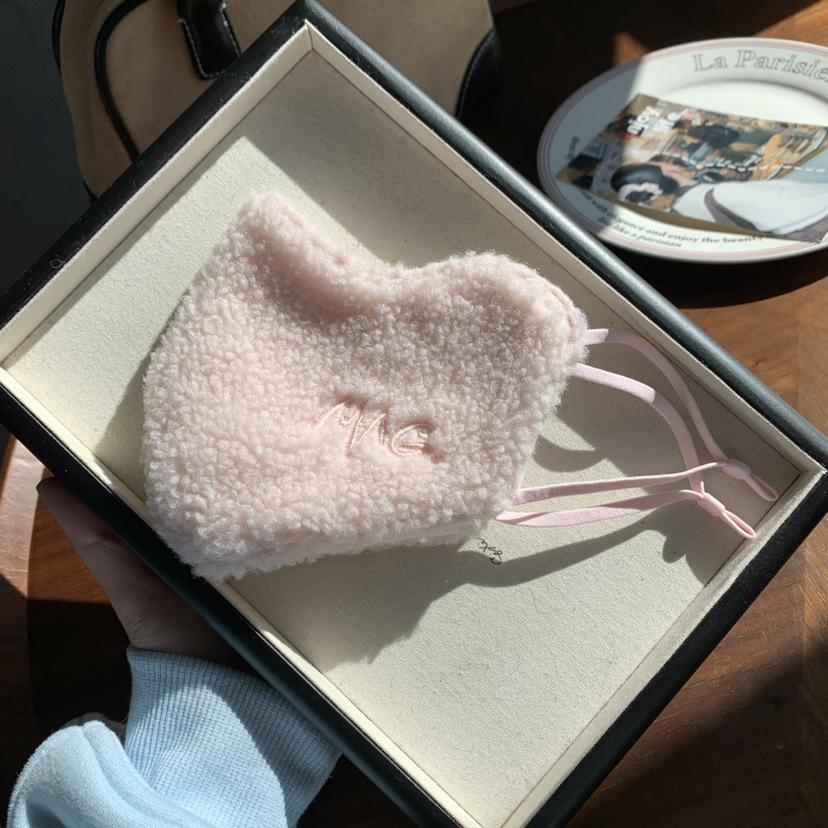 Women s Winter Windproof 3D Face Mask: Plush, Fleece-Lined Fashion for Warmth розовый