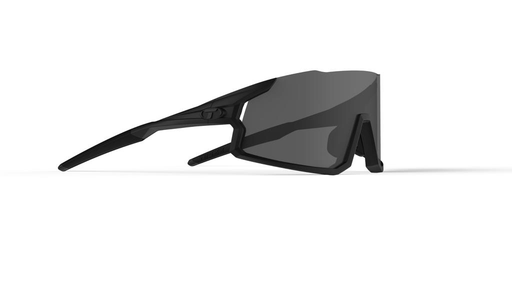 Sunglasses STASH [Tifosi] Smoke/AC Red/Clear M-L