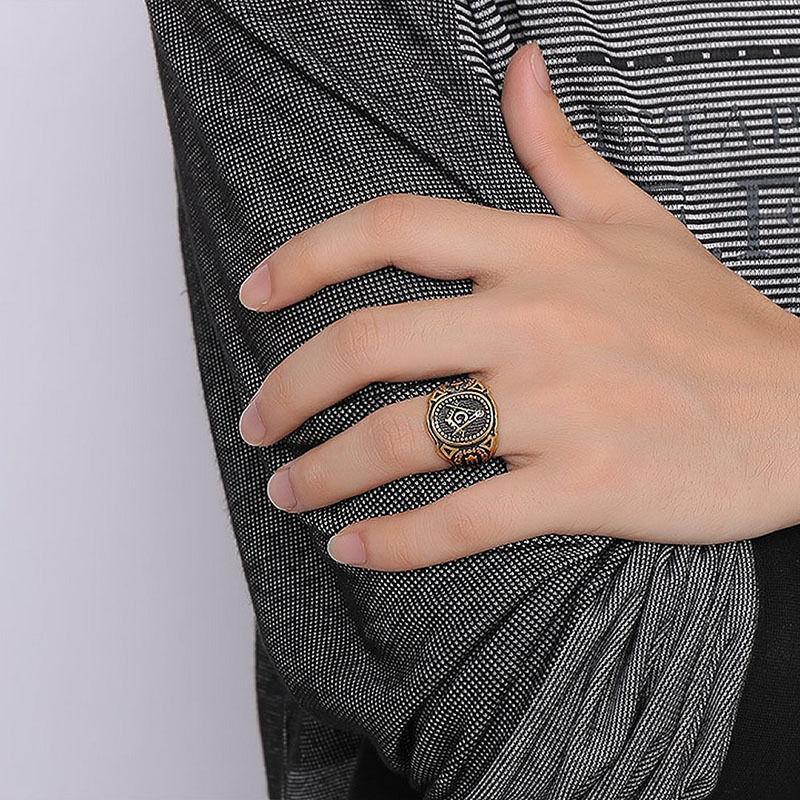 Anello da Uomo Color Oro con Lettera Moda Elegante Semplice Stile Trendy per Uso Quotidiano da Uomo
