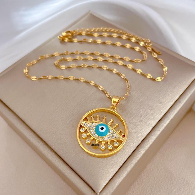 Titanium Steel Moon Pendant Necklace: Elegant Full Diamond Micro-Pave Design, Sparkling and Stylish for Women.