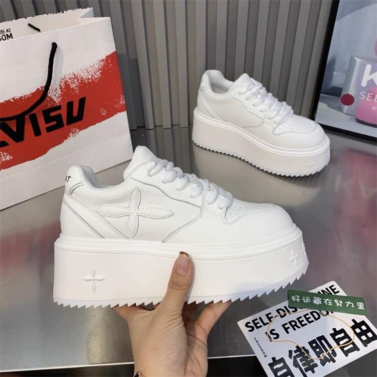 2025 New Thick-soled Leather Ge Classic Little White Shoes Women's Height Increase and Thinness Lace-up Casual Board Shoes Lightweight Single Sho