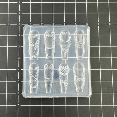 Nail art – Stencil e stampini per unghie