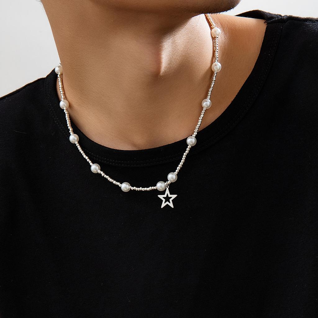 Collane con Catena di Perle Finte con Ciondolo a Stella Piccola Collana da Uomo alla Moda Collare Perline Accessori da Collo Gioielli di Moda 2026