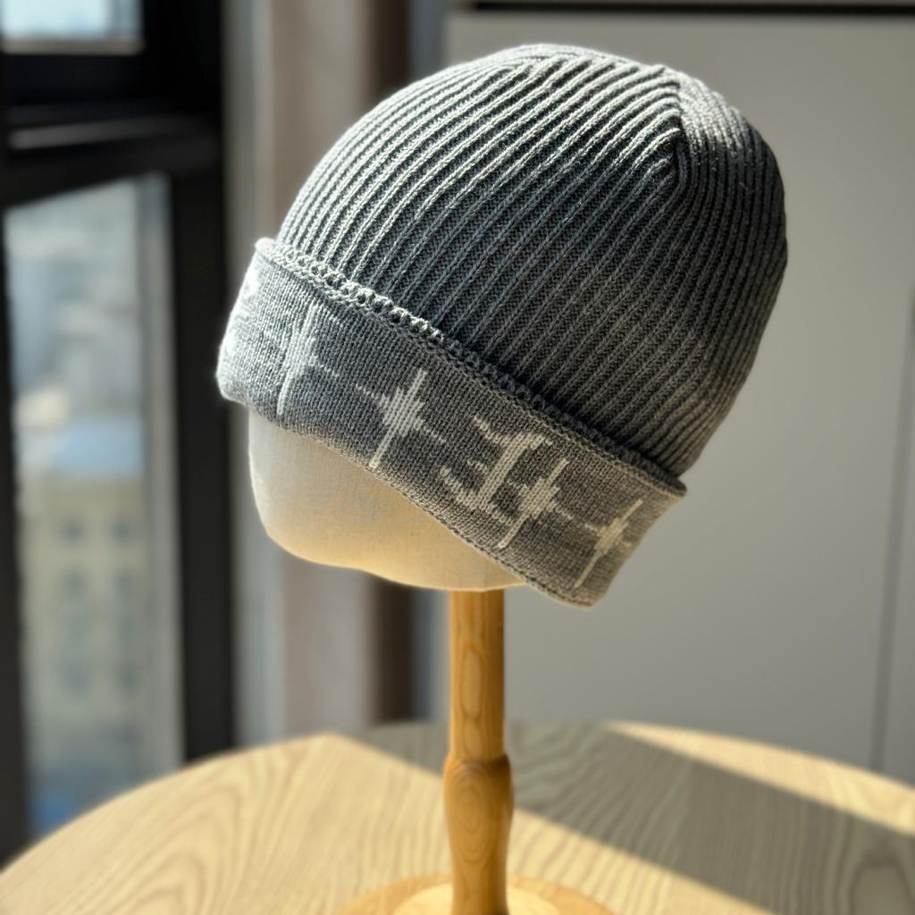 Korean Retro Warm Embroidered Knitted Hat for Women Autumn and Winter Street Hip Hop Baotou Thickened Cold Proof Ear Protection Woolen Hat