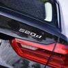ABS Auto Kofferraum Heck Buchstaben Logo Plakette Emblem Aufkleber für BMW 5er Reihe 520d 525d 528d 530d 535d 540d 550d E39 E60 E61 F10 F11 G30 ut2