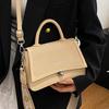 2025 Spring and Summer New Simple Temperament Korean Version Portable Small Square Bag Women's Leisure Commuting Wind Wide Shoulder Strap Messenger Ba