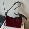 Herbst neue coole Zugmädchen Nische Leder Reißverschluss Einzel Schulter Tragbar Unterarmtasche Retro Tasche Frau