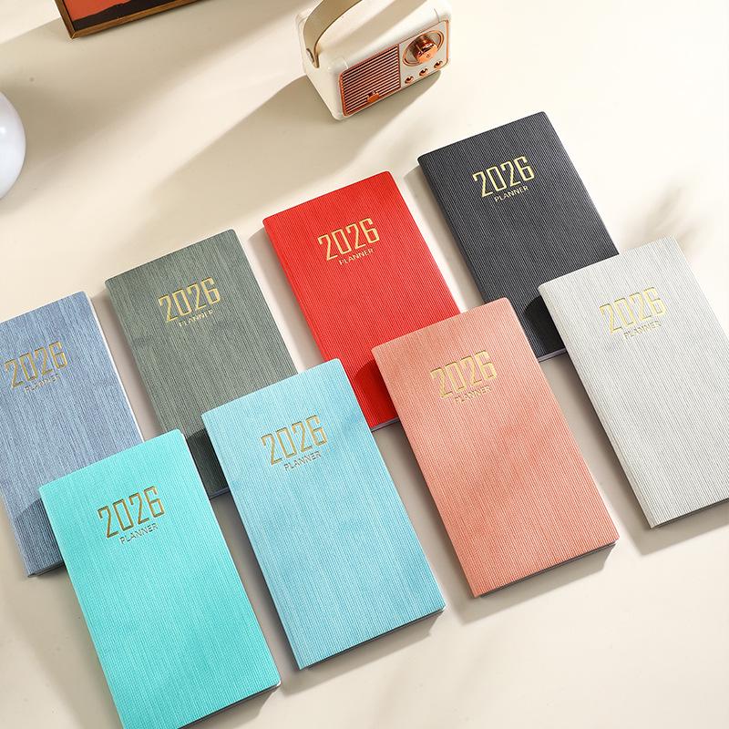 Planificator săptămânal A6 din piele 2026: Agenda portabilă transfrontalieră în engleză și caiet calendar anual