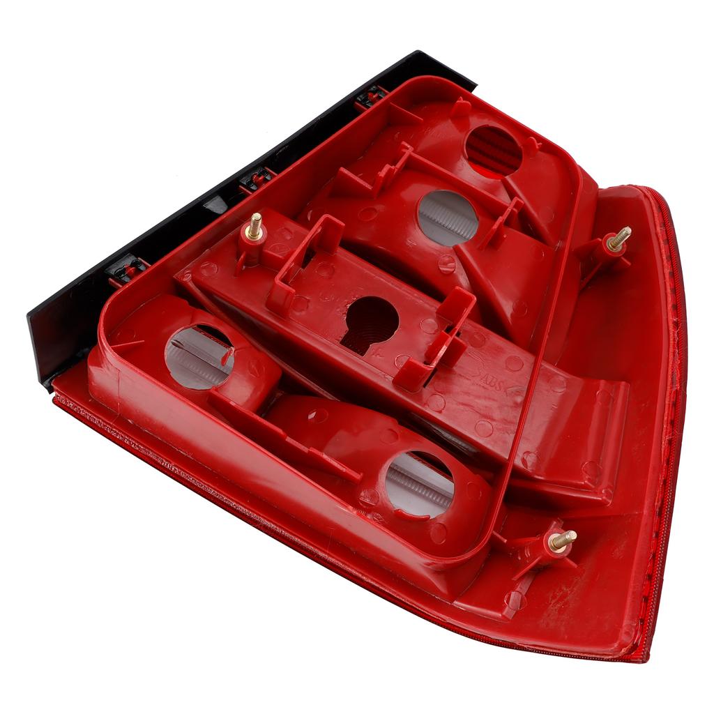 Left / Right Tail Light Lamp 1J5945095AA 1J5945096AA For VW BORA JATTA MK4 SEDAN 1997-2005