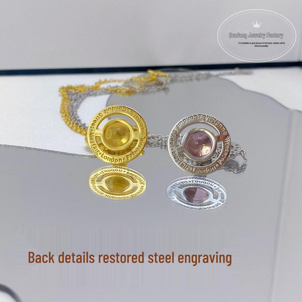 Vivienne Westwood Rosa rosett Orb halsband: Damernas Högkvalitativa 3D Saturnus Nyckelbenskedja med Basketbollberlock.