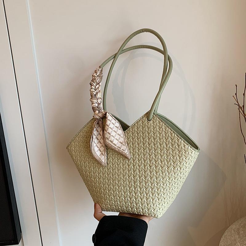 

Сумка под мышкой женская новая повседневная сумка-тоут женская летняя высококлассная модная сумка на плечо зелёный