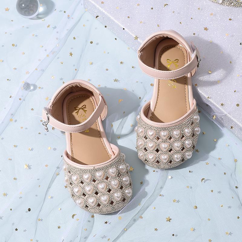 Girls Toes Capped Sandals Little Kids Pearls Princess Shoes Soft Sole Summer Fashion Children Rhinestone Half Sandals Flats