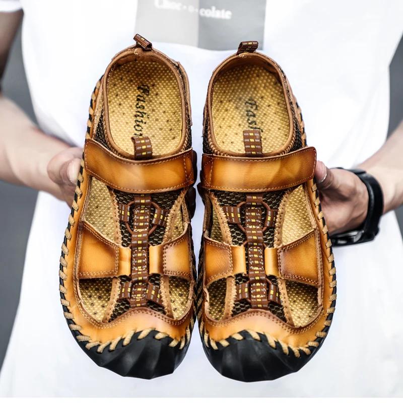 Fashion Summer New Men's Thick Bottom Slippers Large Size Hand Sewn Rubber Low Anti Slip Soft Bottom Outdoor Beach Sandals Hot Selling