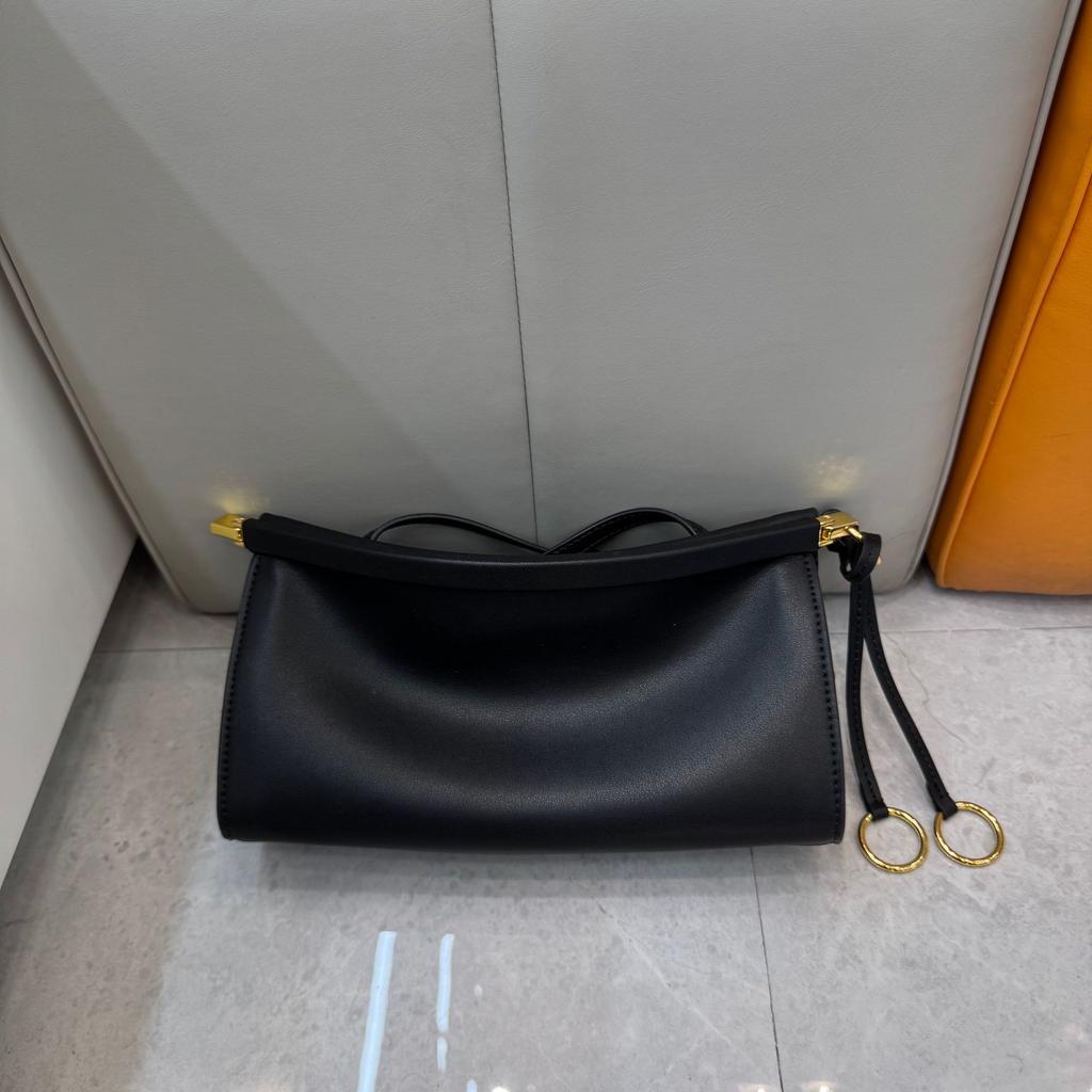 Cross-border French niche leather clip bag, retro baguette bag, high-end single shoulder underarm bag, fashion messenger women's bag