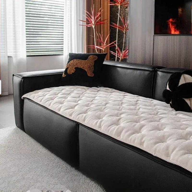 Winter White Flannel Sofa Cushion Non-Slip Thickened Short Plush Sofa Cover Cloth Warm Dust Soft Velvet Window Sill Pad Warm Backrest Armrest Towels