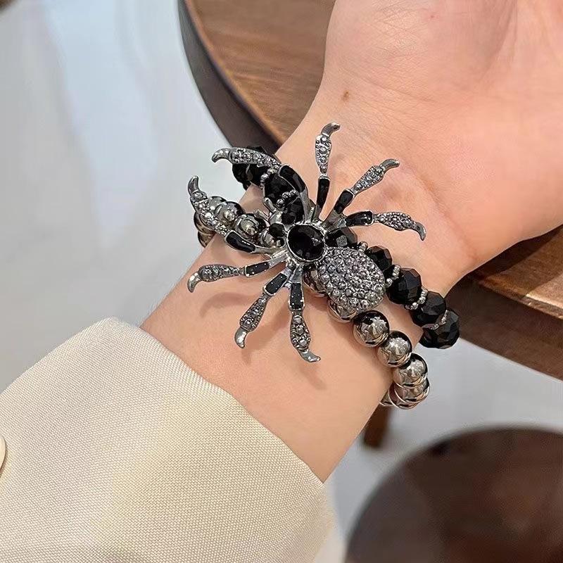 Yeni Gotik Siyah Örümcek Boncuklu Bileklik Kadınlar Erkekler için Eşsiz Örümcek Ağı Charm Koyu Kişilik El Yapımı Takı Hediyeler Aksesuarlar