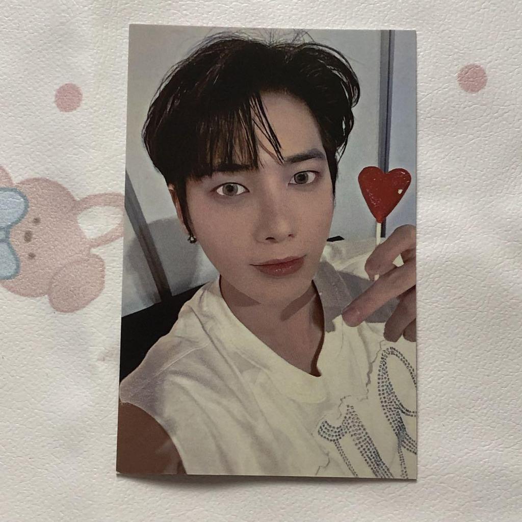 [USED] Taehyung TXT Love Language Sanok Trading Card