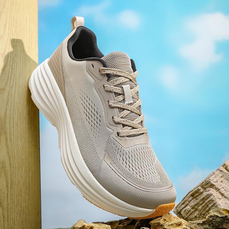 Men's Wide Fit Lightweight Mesh Running Shoes with Soft Sole & Shock Absorption for Spring/Autumn 2026