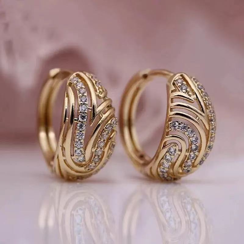 Luxury Geometric Hollow Zircon Ear Cuffs Niche Totem Design Elegant And Sophisticated Stud Earrings For Women
